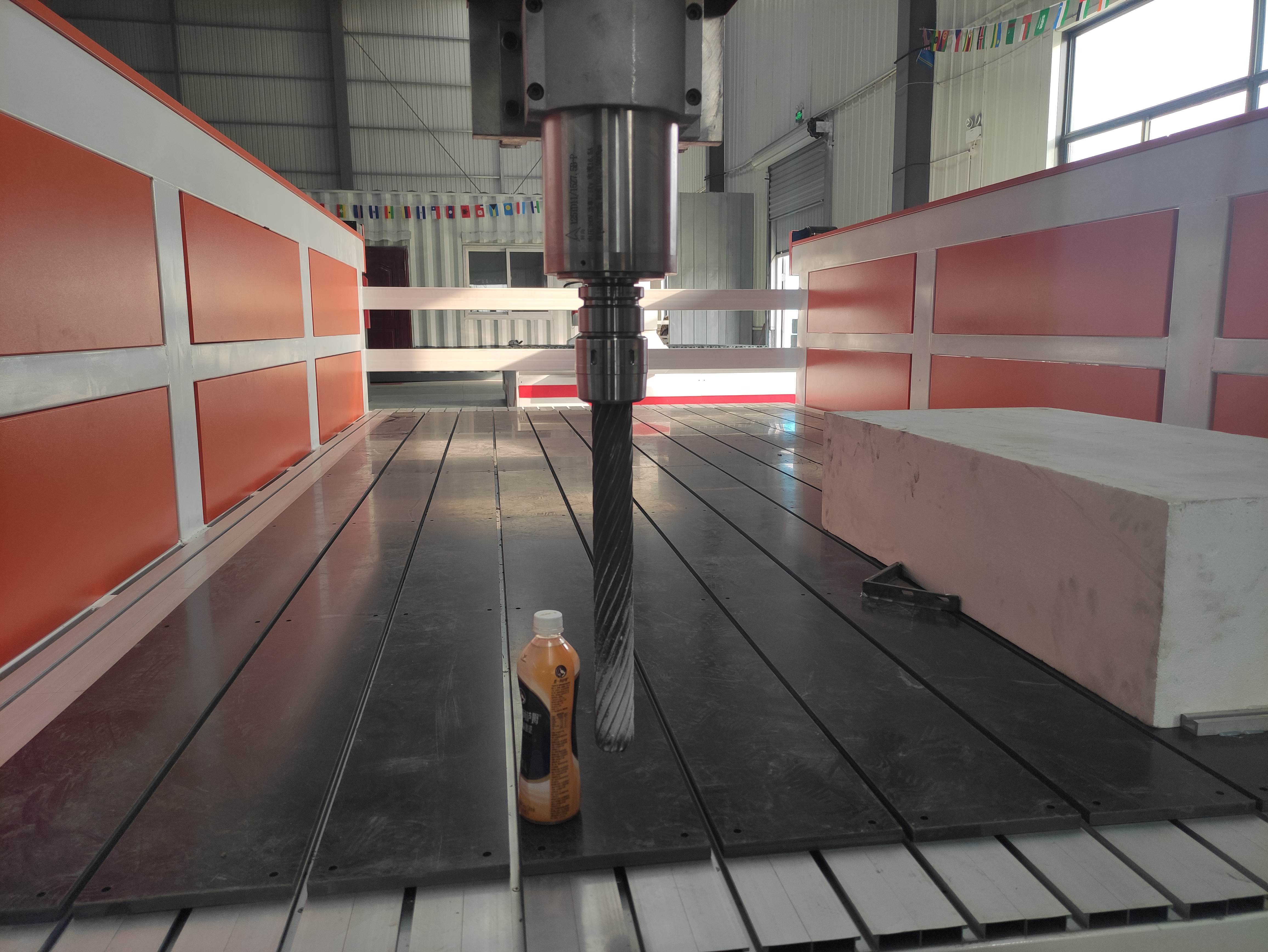 石材雕刻機的水冷散熱應(yīng)用介紹