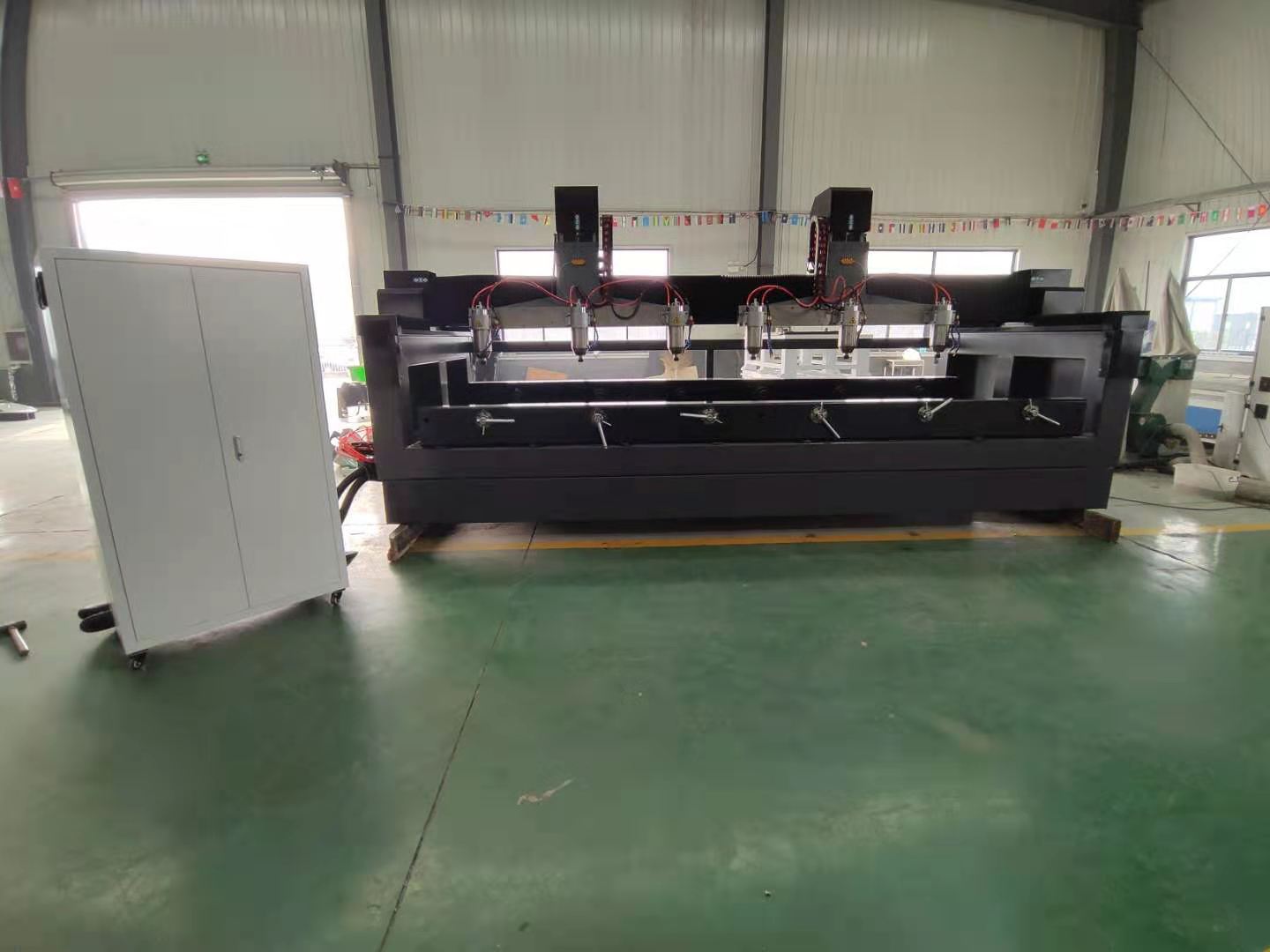 石材雕刻機可用于哪些材料的雕刻工作？