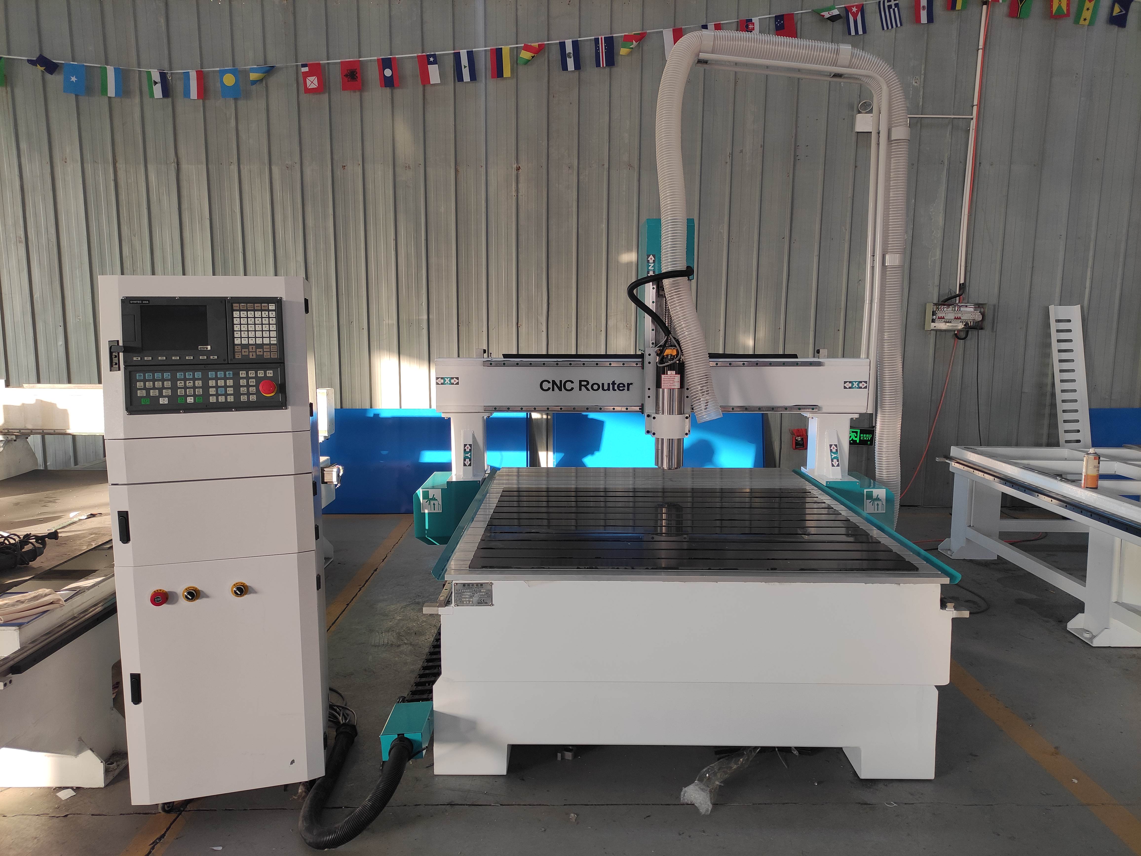 四工序數控開料機的優點有哪些？